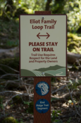 Aluminum signage, outdoor signage, durable signs, Sonoma County, Santa Rosa, Eliot Family Loop Trail, Sonoma County parks, hiking, Sonoma County Agricultural Preservation, weather resistant signs 